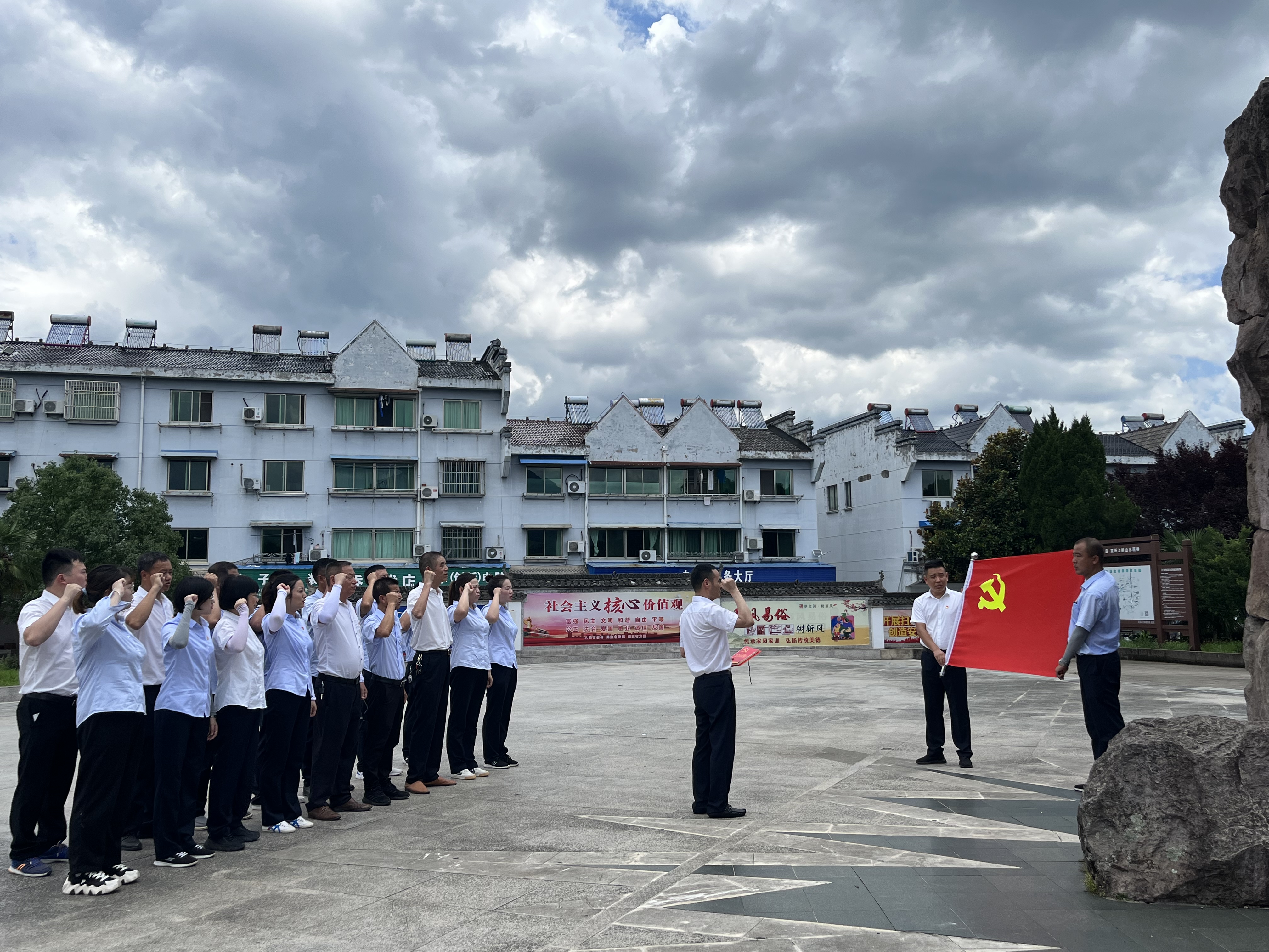小勐拉99厅(中国游) - 官方网站